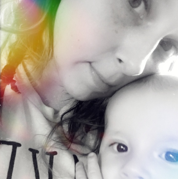 Meet your Posher, Sheena! - Picture 6 of 8